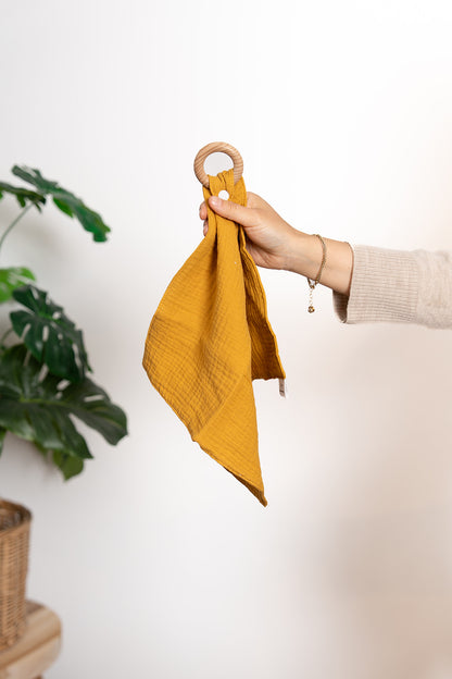 Rammelaartje - Knuffeldoekje met beuken bijtring